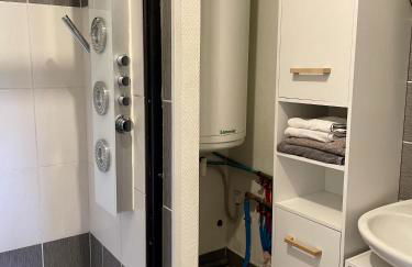 J4 Parking, Wifi Grand 2 Chambres 3 lits, jusqu'à 4 pers Réduc Semaine ou Mois, Velo - Foto 10