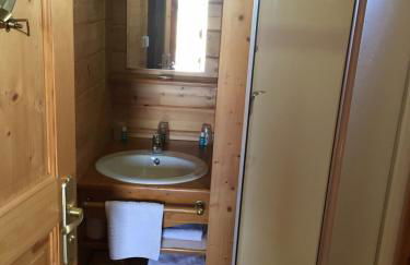 Les Roulottes-Gîtes de la Ferme de l'Autruche Dromoise - Foto 4