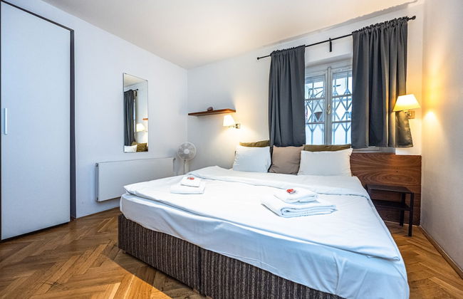Charles Apartments in Old Town Prague - Photo 2