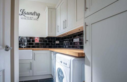 Overland Road – 4 Bedroom House – Mumbles - Foto 124