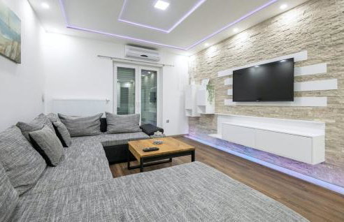 Family Jelavić Holiday House - Photo 18