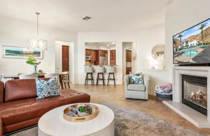 LV311 Freshly Remodeled Legacy Villas Townhome - Foto 9