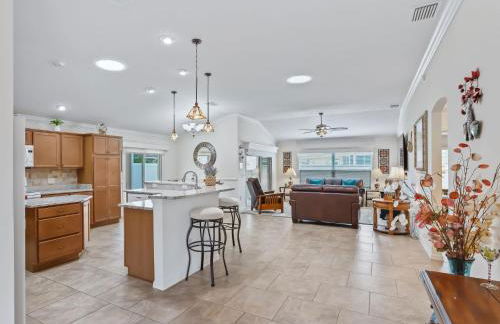 1068 Z4B VILLAGE OF PINE RIDGE by REMAX Premier - Foto 25