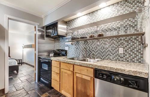 Upscale Condo near Downtown & the Deschutes - Foto 15