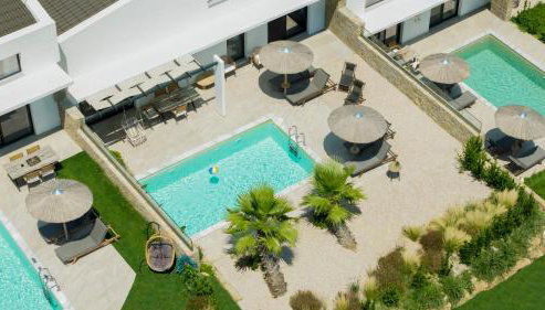 Flamingo Living Halkidiki - The Villas - Foto 5, Garden, sunbed