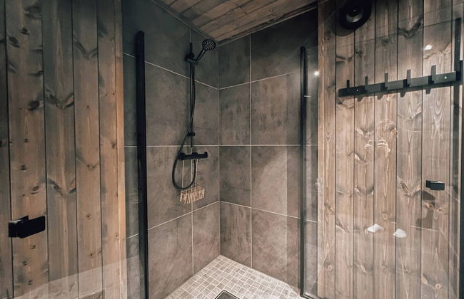 Modern Mountain Cabin - Outdoor Hot Tub - 8 Beds - Foto 19