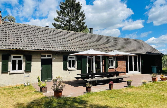 Spacious Farmhouse near Forest in Stramproy - Photo 27