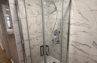 Estupendo Apartamento a 5 min caminando de la Estación de Bus y Tren María Zambrano - Foto 7