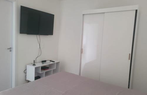 Ap em Juazeiro do Norte com dois quartos com cama de casal e ar condicionado - Foto 2