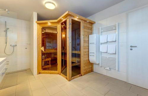 Ferienhaus Meinholdstraße mit eigener Sauna, Kamin, 4 Schlafzimmern ca 500m vom Ostseestrand - Foto 4