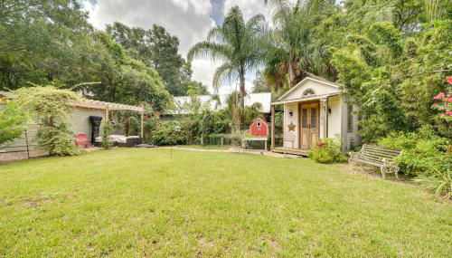 1 Mi to Lake Dora Cottage with Shared Yard and Patio! - Foto 2