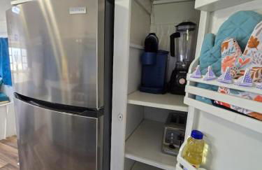 Waterfront Escape - Margie 1974 Silver Streak - Foto 12