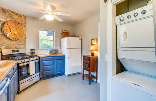 Peaceful Hendersonville Cabin - Hot Tub & Fire Pit - Foto 14