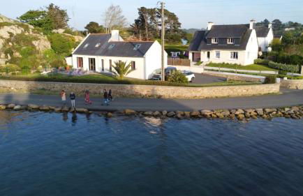 Reposant, Calme, Vue Mer imprenable à 2 m de l'eau, Petit Port Typique Breton - Foto 17