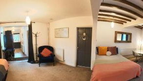 King St Cosy - wood stove & ice maker - Foto 3