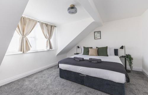 Arte Stays Serviced Houses Stratford - 3 Bedrooms 2 Bathrooms Houses London, Stratford, Maryland, Free Parking, Garden, Weekly or Monthly Stays - up to 8 guests - Foto 42