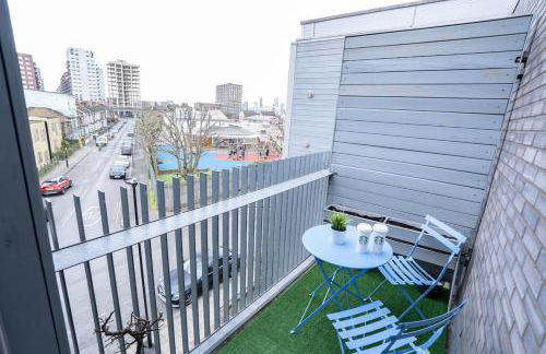 Modern 2-Bed Apartment Near ExCeL & O2 - Accommodates up to 4 Guests Max - Foto 9