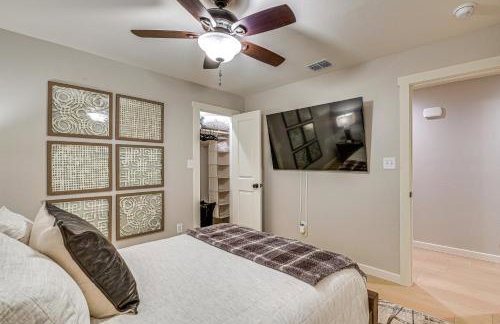 Hot Tub! Family Haven 3 Mi to Lake Ray Roberts - Foto 16