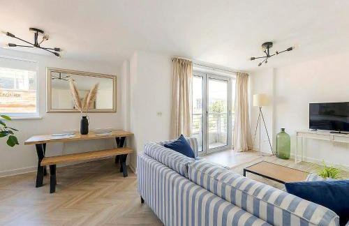 2 Bed Shoreditch Skyline Modern Flat By Station - Foto 1