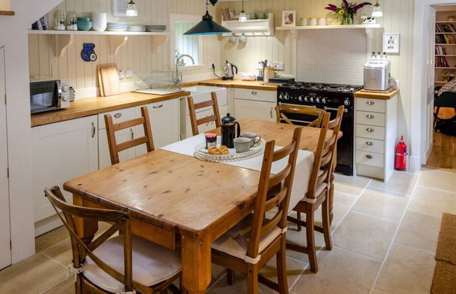 Kirk Wynd Cottage - Traditionally Charming - Foto 44