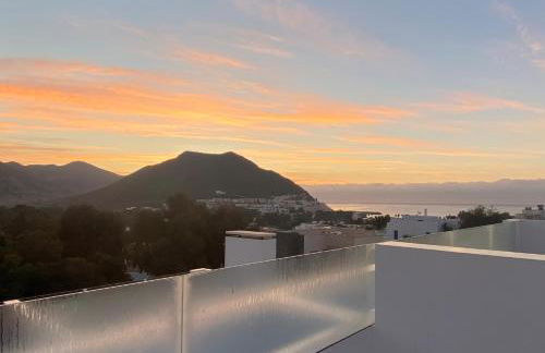 Casa Surya, piscina, wifi y parking con punto de carga EV - Foto 1