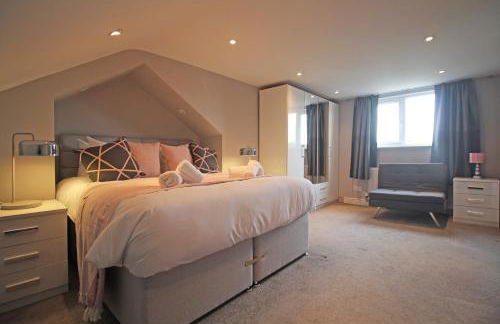 Queens Road - Luxury Spacious Home in Chester - Photo 1