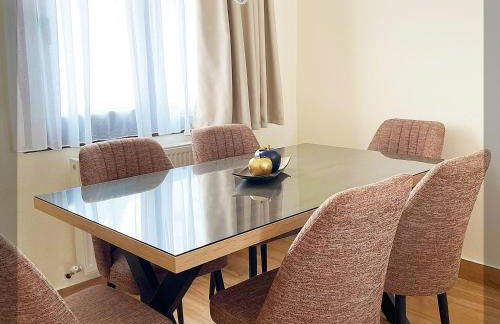 Favelas Luxury Apartments - Photo 7