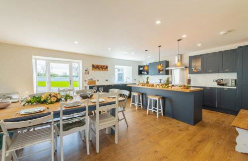 Nether Newton - Sleeps 12, Hottub, Sauna, Private Garden - Foto 54