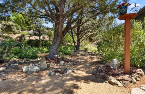 Pine Nest Retreat Saloon and Scenic Views - Foto 37