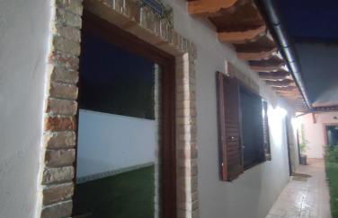 Country Studio Apartment - Photo 5