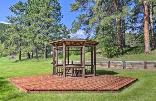 Creekside Rapid City Cabin with Deck on 30 Acres! - Foto 24