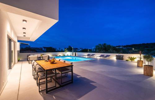 Villa Kurnatari - Photo 5