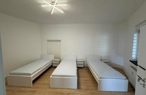 Kernsanierte Monteurwohnung für 5 Personen - Foto 10