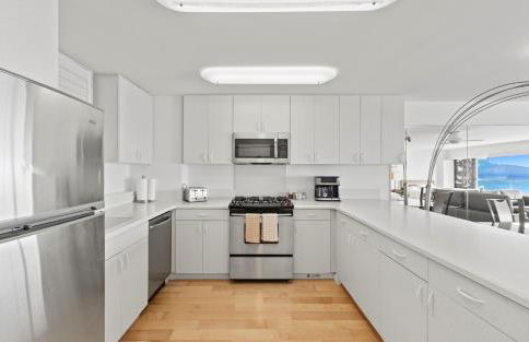 Beachfront Honolulu Condo ,Ocean View, High Floor, Quiet, Colony Surf 1202 - Foto 4