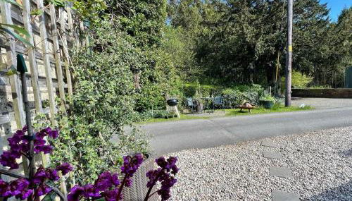 Carnell Country Estate & Holiday Cottages in Ayrshire - Foto 2, Garden view