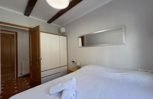 Charming Catalan Villa with Pool & Views - Foto 25