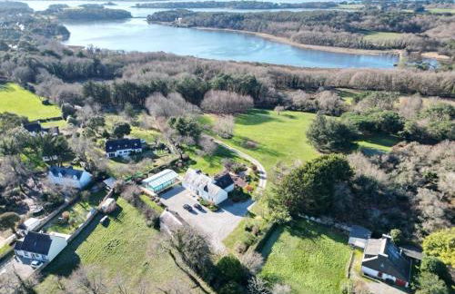 Les Hauts de Locmiquel apartment with private heated pool - Photo 38