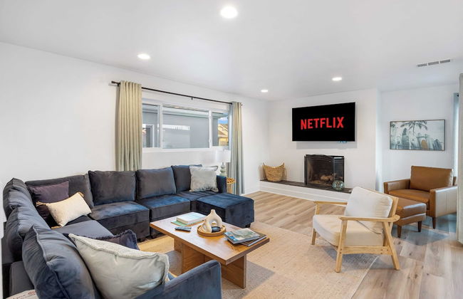 Steps From the Sand/boardwalk Outdoor Dining, Parking, and Patio in Newport - Foto 4