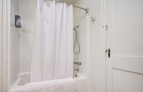 North Bend Downtown Cottage - Foto 24