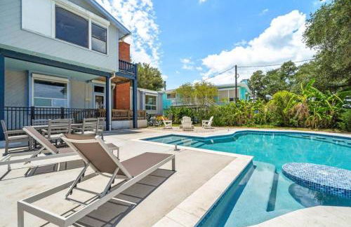 Tranquil Home with Private, Texas-Shaped Pool - Foto 46