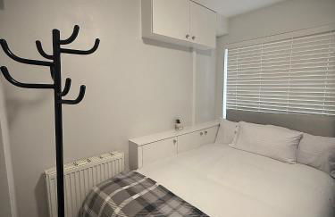 Modern Studio with Free Parking Near City Airport and ExCeL - Foto 2