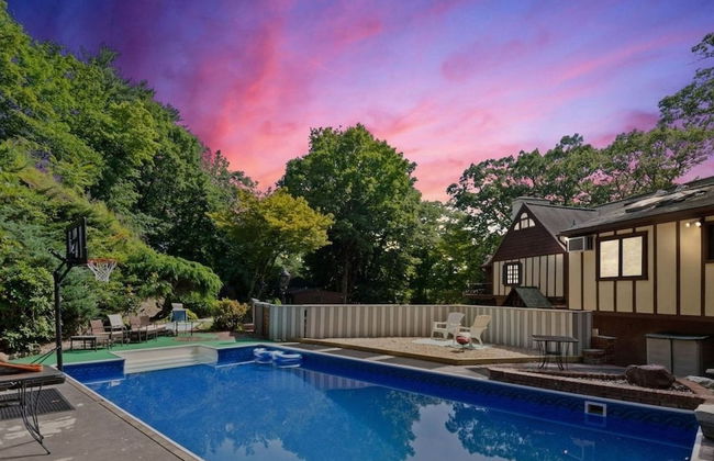 Westchester Castle Ossining - Photo 1