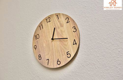 Spacious Apartment In The Centre Of Bridgwater Ideal for Contractors & Group Stays By Hinkley Homes Short Lets & Serviced Accommodation - Foto 17