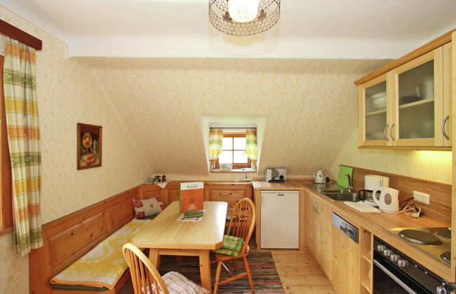 Peaceful Cottage Near Ski Area in Gmund - Photo 21
