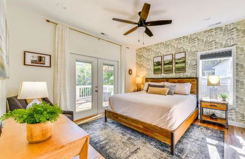 Waterfront Lake Hickory Retreat with Private Dock! - Foto 9