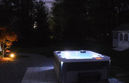 Poconos Retreat Hot Tub, Pool, Theater EV chrg & more - Foto 3