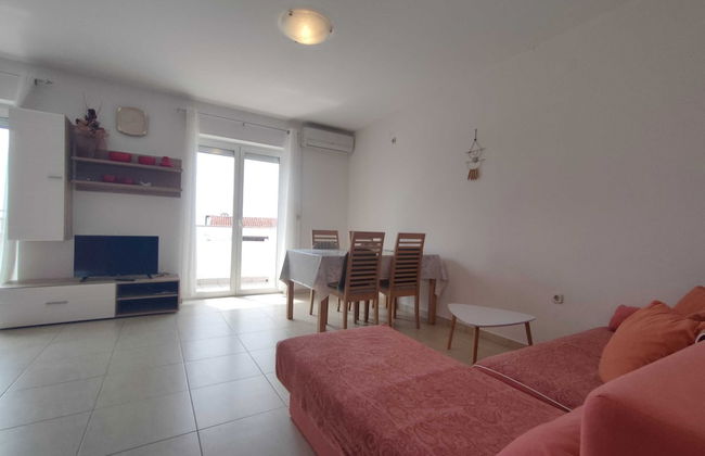 Apartments Krk With Sea View and Terrace - Photo 11