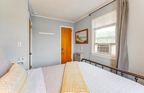 Bayfront East Quogue Retreat with Private Boat Dock - Foto 13