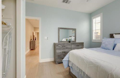 Luxe Roseville Home with Pool and Hot Tub! - Foto 22