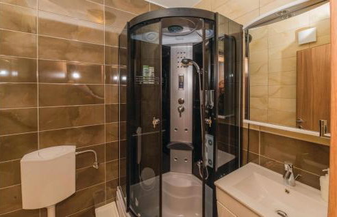 Awesome Home In Pridraga - Foto 58